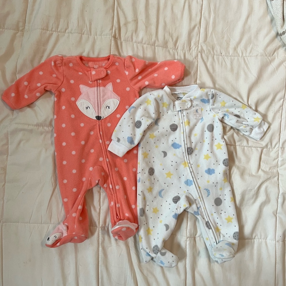 Carters fleece footies set of 2